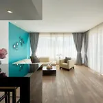 Sky View Luxury Apartments By Admiral