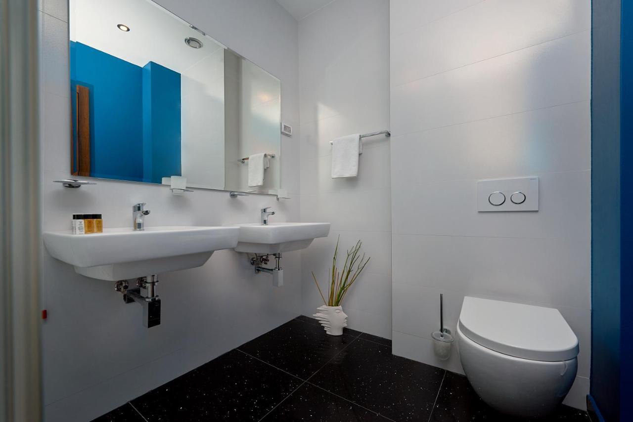 Sky View Luxury By Admiral Apartment